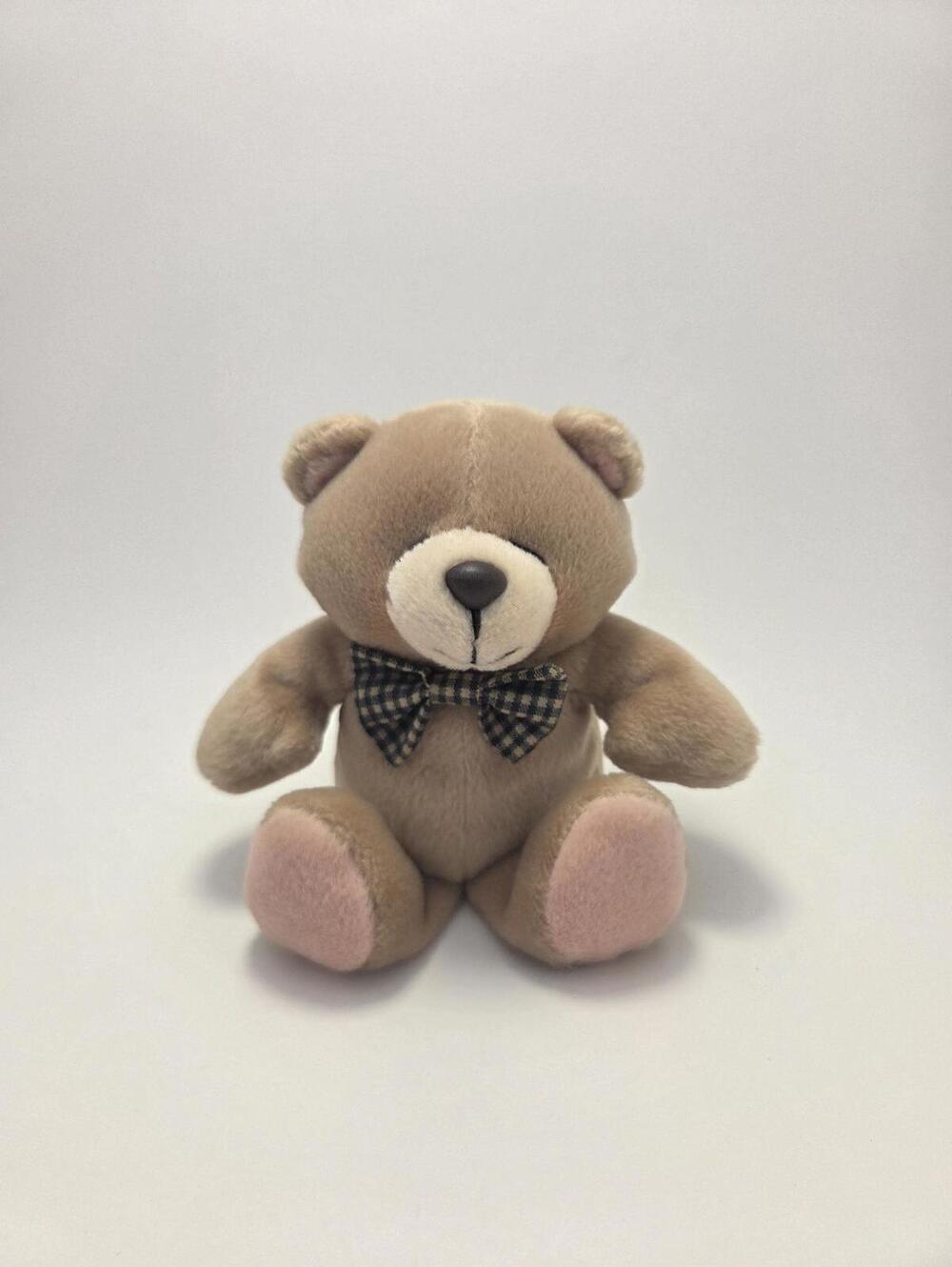 Hallmark Teddy Bear Plush Vintage Bow Tie (6 inch)